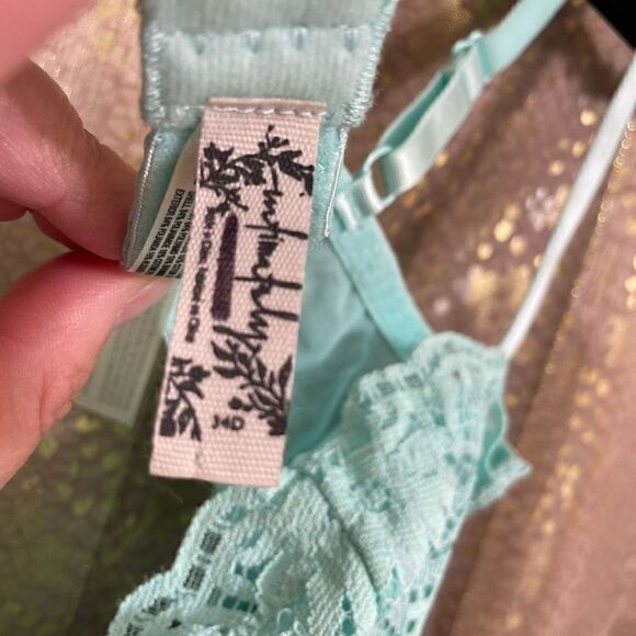 Free People Made You Look Balconette Bralette Arctic Ice 34D NWOT - Picture 5 of 10